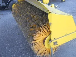 2019 John Deere 60