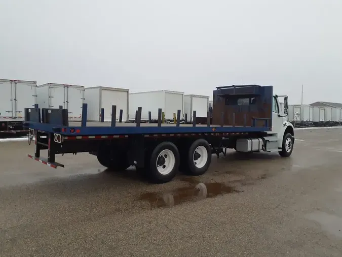 2015 FREIGHTLINER/MERCEDES M2 106