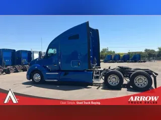 2022 KENWORTH T680
