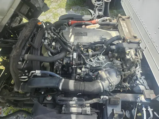 2019 ISUZU NPR HD