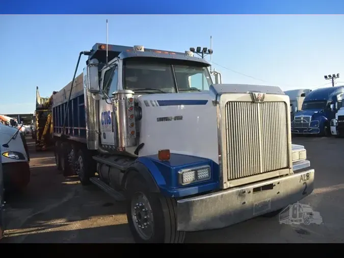 2007 WESTERN STAR 4900FA