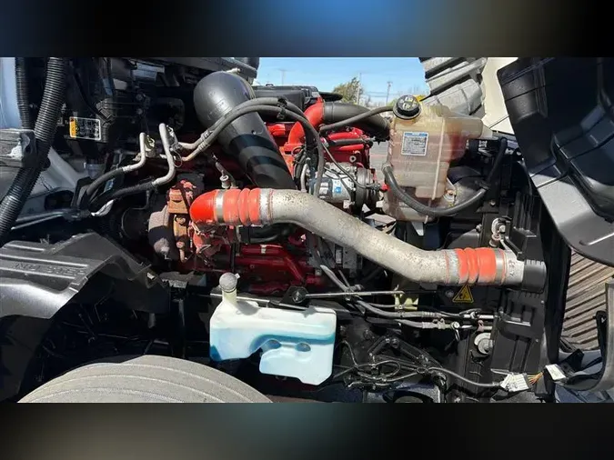 2022 INTERNATIONAL LT