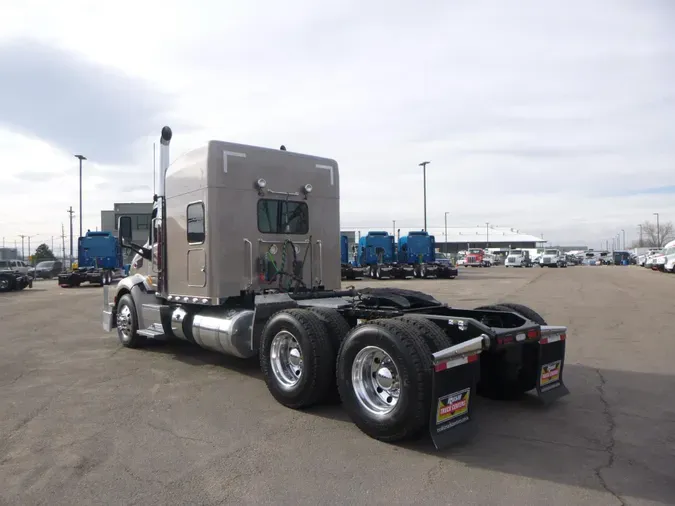 2020 Peterbilt 579