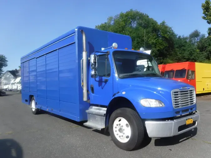 2018 FREIGHTLINER/MERCEDES M2 106