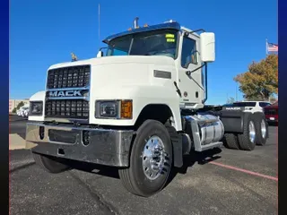 2025 MACK PI64T