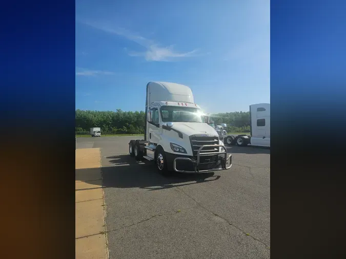 2020 FREIGHTLINER/MERCEDES NEW CASCADIA 116