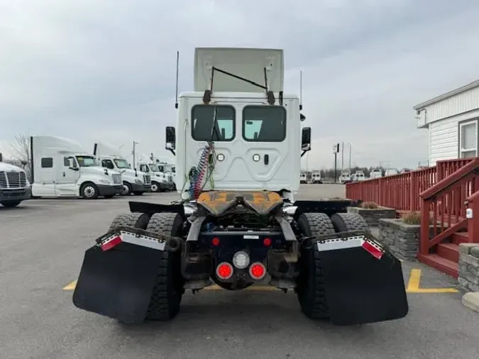 2019 FREIGHTLINER/MERCEDES CASCADIA 113