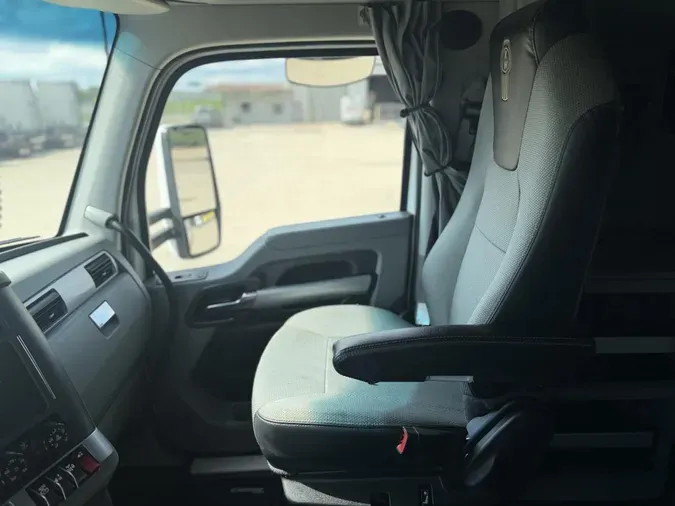 2021 Kenworth T680dab0c22df4e0c0c7a17215593a8ded50