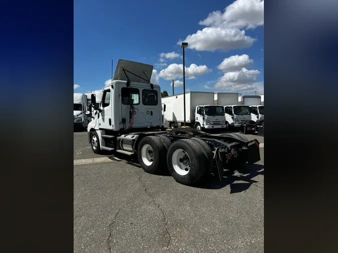2020 FREIGHTLINER/MERCEDES NEW CASCADIA PX12664dabc0b1f2617224e99b55ca0f327f091
