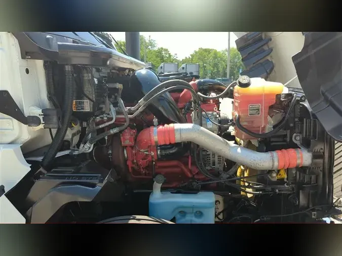 2022 INTERNATIONAL LT625