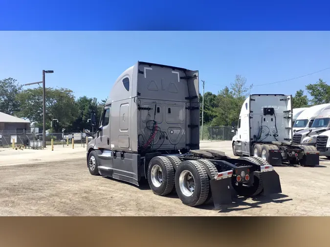 2023 Freightliner Cascadia