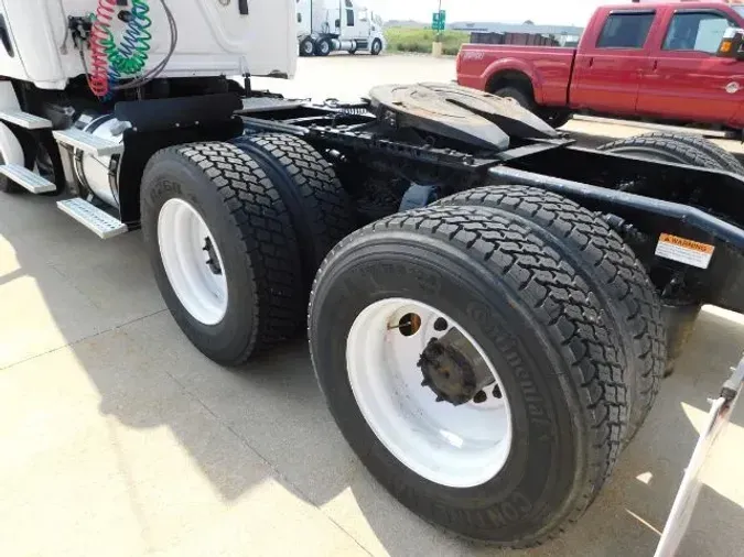 2019 Freightliner Cascadia Day Cab
