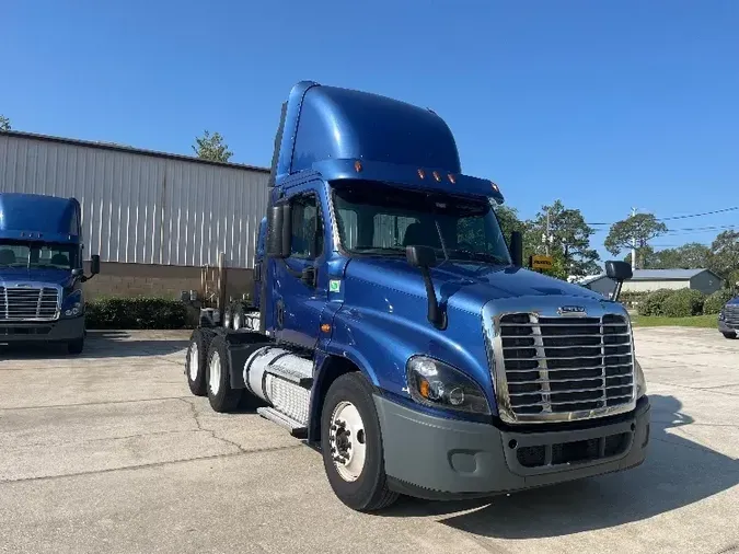 2017 Freightliner X12564STdacbf19c88dc61ec88daec9dead2874b