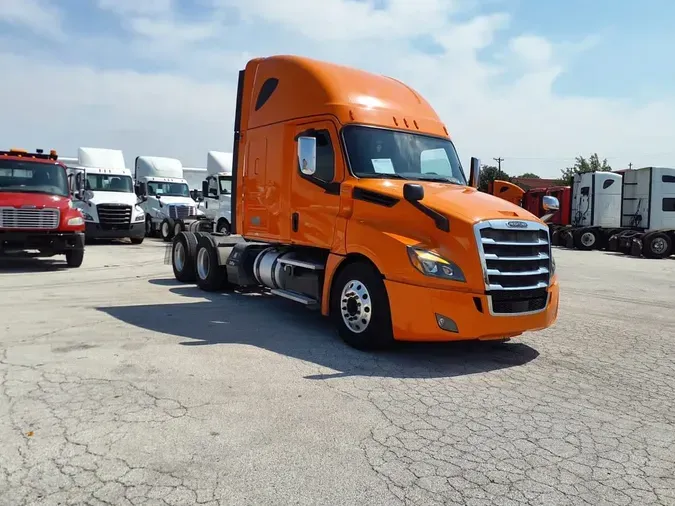 2019 FREIGHTLINER NEW CASCADIA PX12664