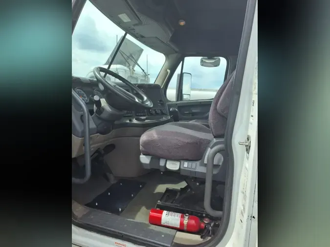 2019 FREIGHTLINER CASCADIA 125