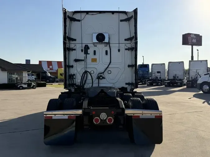 2022 Freightliner Cascadiadacf84174f831916e7bbfdb4efe2a93f