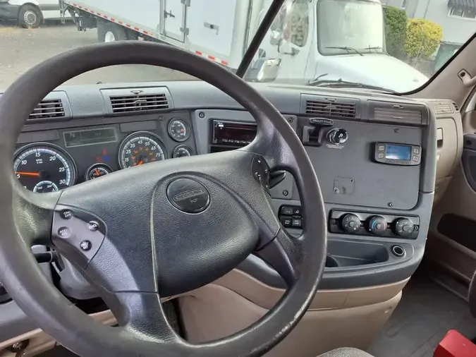 2018 FREIGHTLINER CASCADIA 113