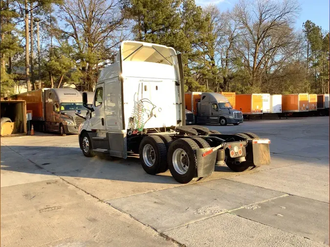 2020 Freightliner Cascadia