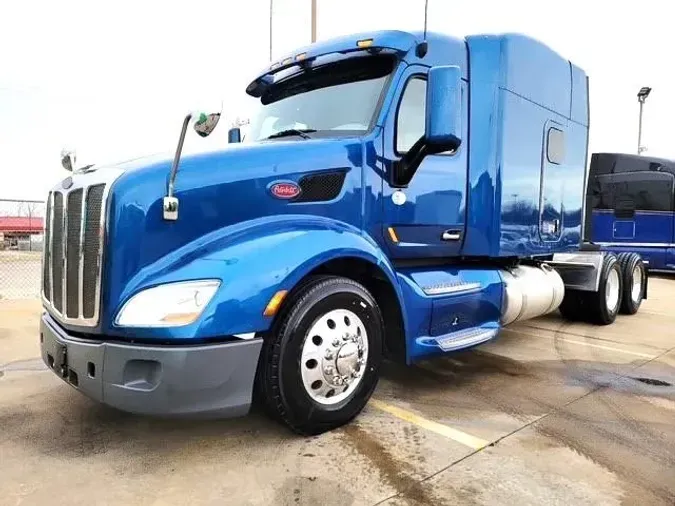 2022 Peterbilt 579