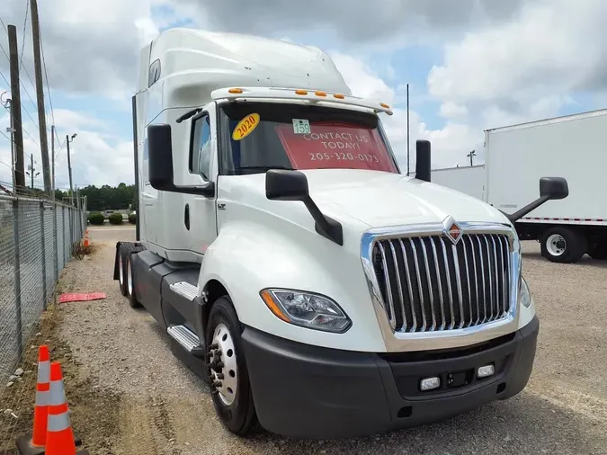 2020 NAVISTAR INTERNATIONAL LT625 SLPR CAB