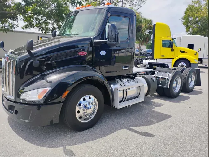 2022 Peterbilt 579