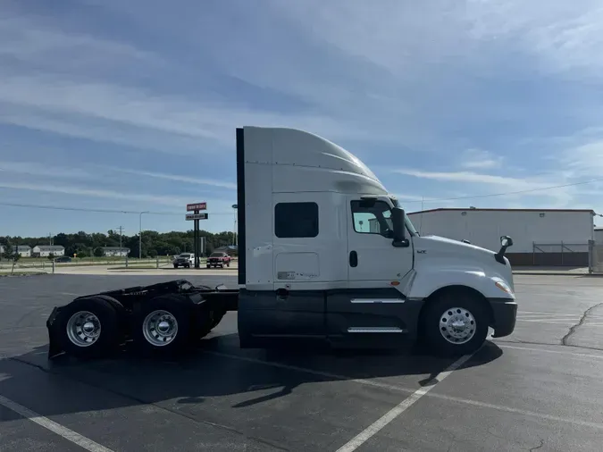 2019 International LT625