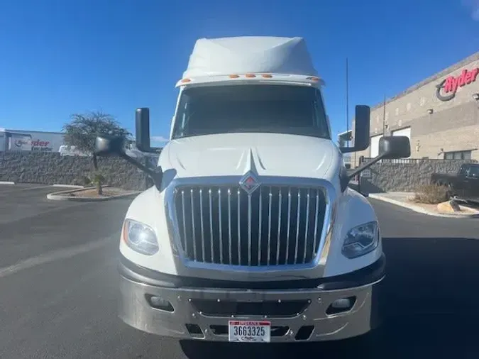 2019 NAVISTAR INTERNATIONAL LT625 SLPR CAB