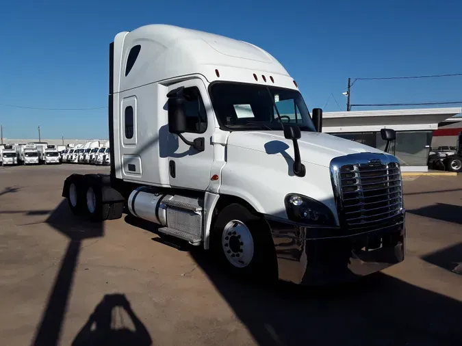 2019 FREIGHTLINER/MERCEDES CASCADIA 125