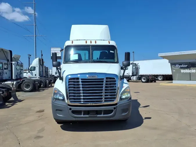 2020 FREIGHTLINER/MERCEDES CASCADIA 125dae0a6be371c367c9c7dec3230348c0d