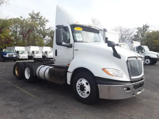 2019 NAVISTAR INTERNATIONAL LT625 DAYCAB T/A