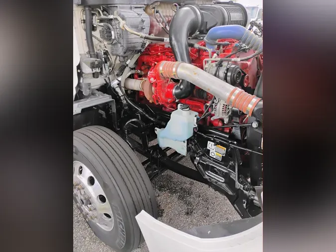 2022 Peterbilt 579