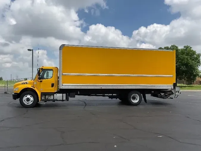 2019 Freightliner M2