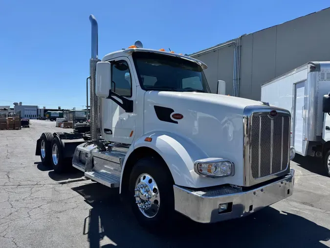 2022 Peterbilt 567
