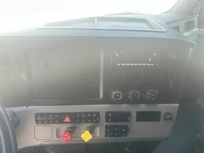 2022 Freightliner Cascadia