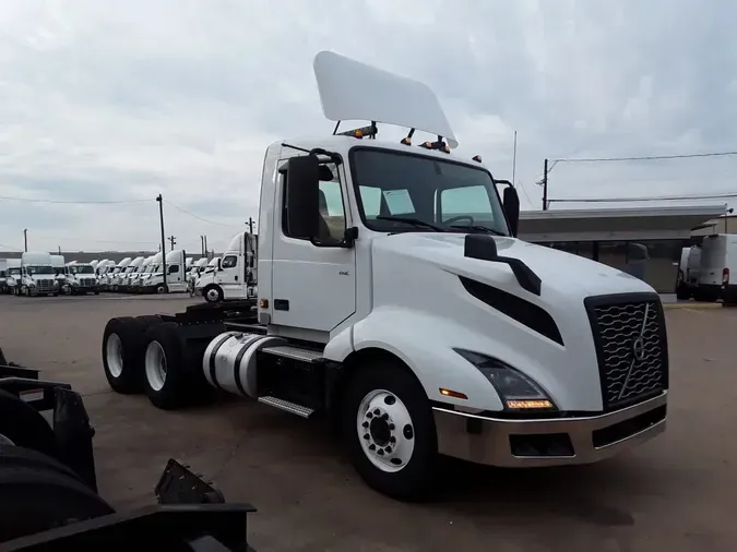 2019 VOLVO VNL64T-300dae6df5084274c4b9333198ab1562ae3