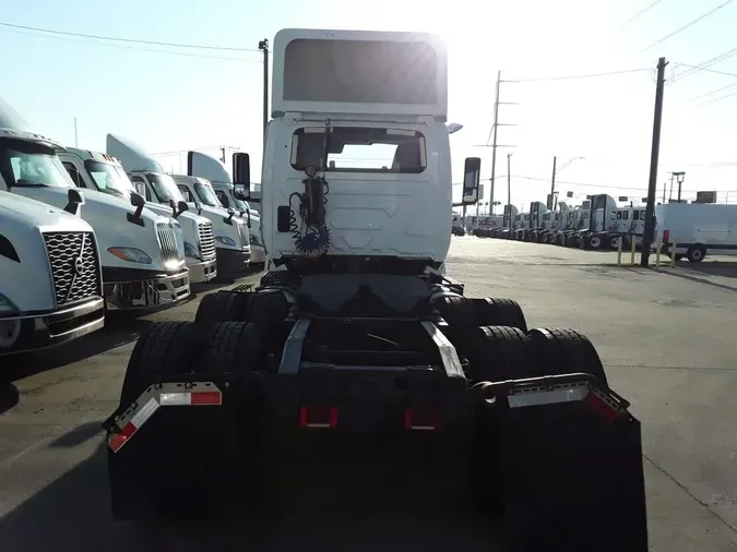 2020 NAVISTAR INTERNATIONAL LT625 DAYCAB T/A