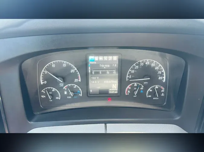 2021 Freightliner Cascadia 126