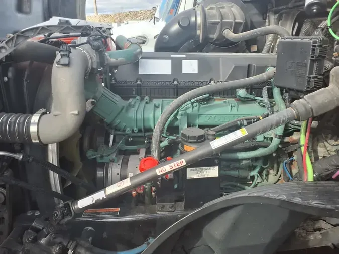 2020 VOLVO VNL64T-760daf2834b28184574bdf1250d7b8b76ff