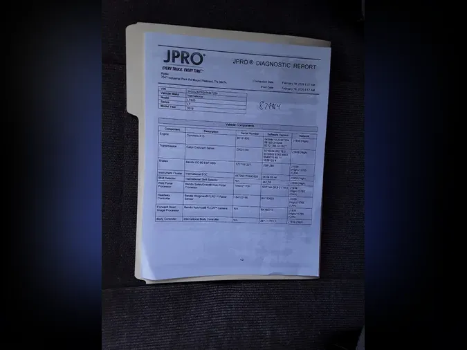 2019 NAVISTAR INTERNATIONAL LT625 SLPR CAB