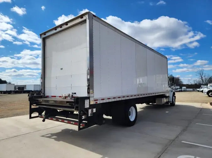 2018 FREIGHTLINER/MERCEDES M2 106