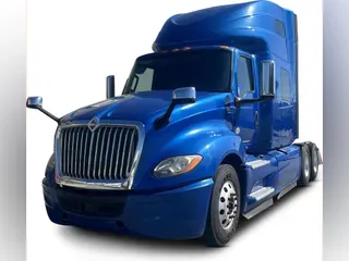 2020 International LT625