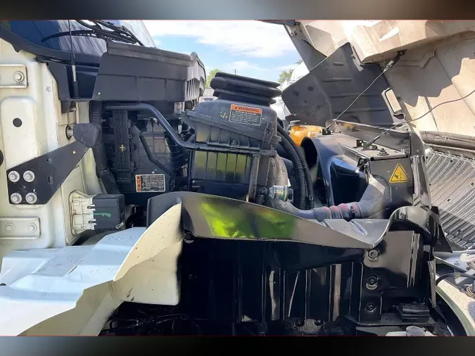 2021 INT MV607