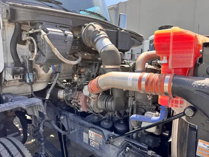 2020 Peterbilt 579dafb956d03509827aff2ca3e358f2423