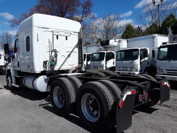 2018 FREIGHTLINER/MERCEDES CASCADIA 125