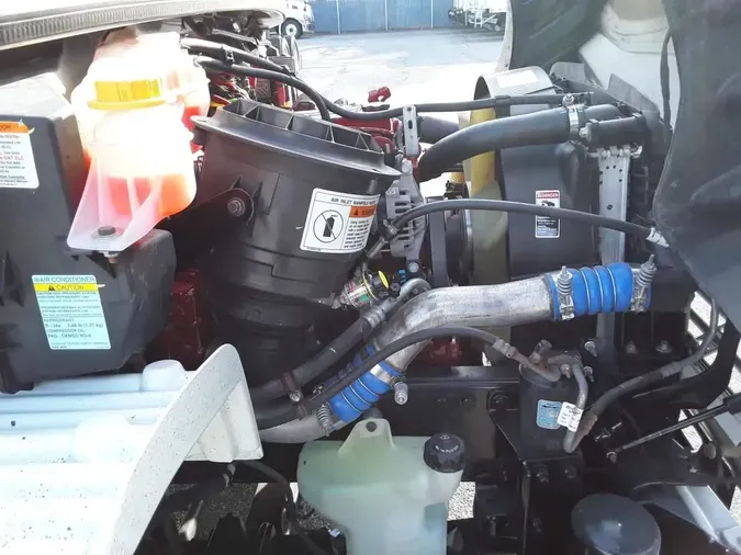 2020 FREIGHTLINER/MERCEDES M2 106