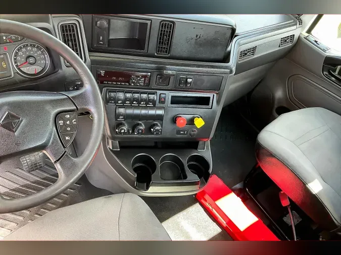 2019 INT LT625 6x4