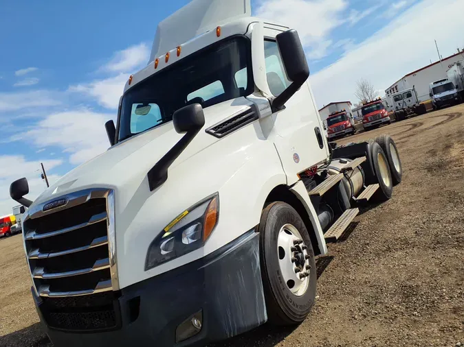 2020 FREIGHTLINER/MERCEDES NEW CASCADIA PX12664