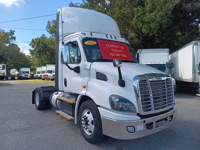 2018 FREIGHTLINER/MERCEDES CASCADIA 113