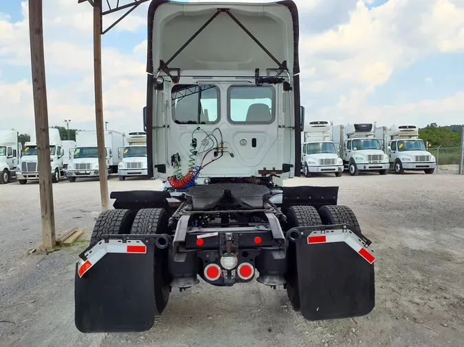 2018 FREIGHTLINER/MERCEDES CASCADIA 113