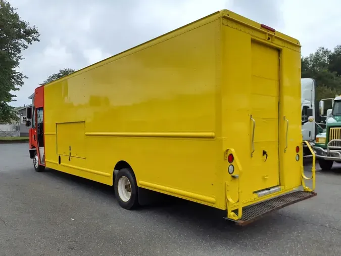 2016 FRTLR CUSTOM CHASSIS CORP MT55